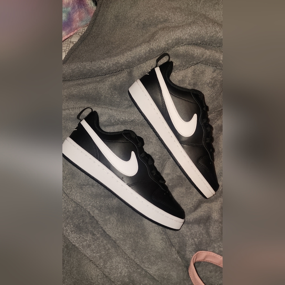 Nike shoes